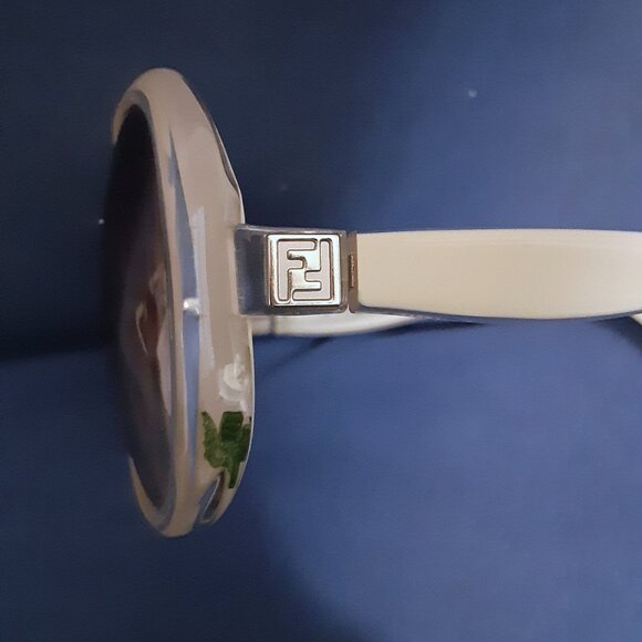 FENDI  Vintage Floral Embellished Sunglasses - Picture 10 of 10